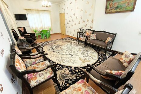 واحد نیکوکار در طبقه اول باغ ویلا چالوس