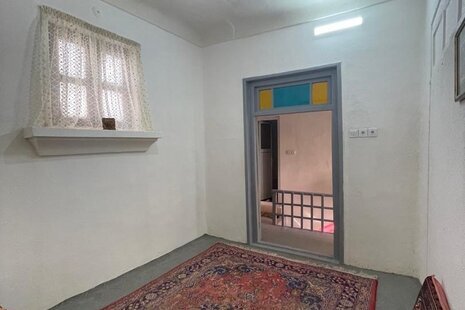 اتاق گل برگ در خانه تاریخی هاشمی مشهد