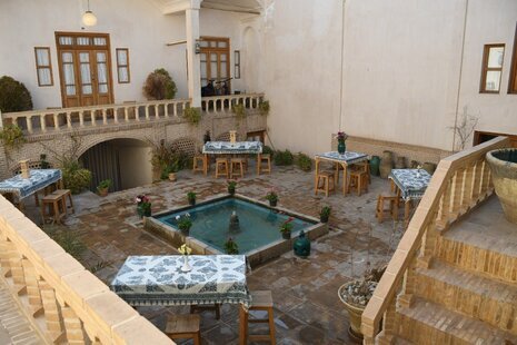 اتاق عقیق در بومگردی کاشان