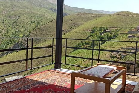 واحد دوخواب اقیانوس ابرها در طبقه اول ویلای آمل