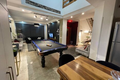 ویلا تریبلکس 3 خواب ساحلی با جکوزی در کیش