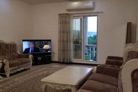 واحد تکخواب خاله معصومه در طبقه دوم ویلای امامزاده عبداله