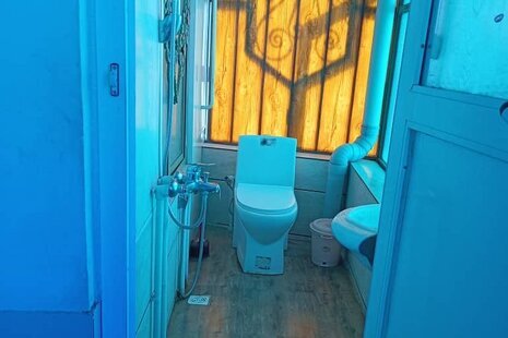 اتاق مبله شیشه ای در رستمکلا