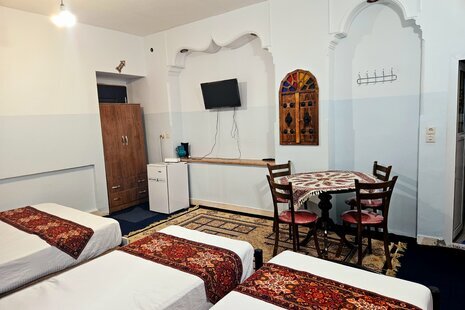 اتاق 25 متری گلبهار 9 دراقامتگاه بوم گردی اصفهان