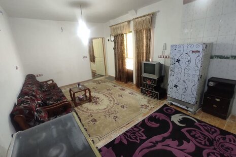 واحد مبله تکخواب در طبقه همکف ویلا در معلم کلایه