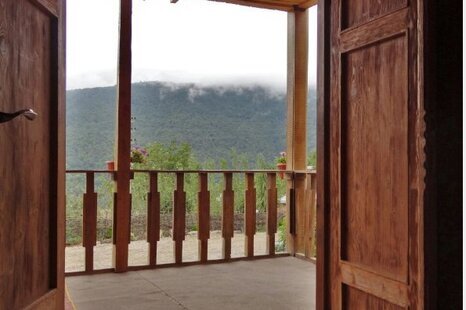 واحد در طبقه اول ویلا رامیان