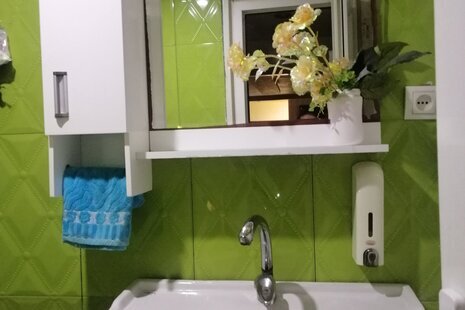 آپارتمان مبله دوخواب در بندر گناوه