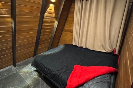 کلبه سوئیسی استخردار دوخواب در چالوس