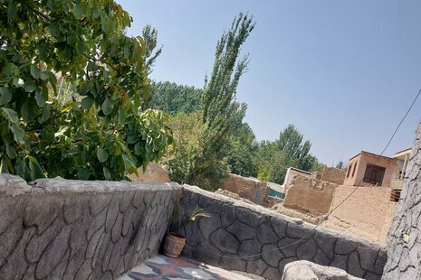 ویلا تکخواب در باغ بهادران