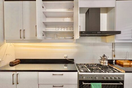 ویلا مبله سه خواب ساحلی 12 لوکس در محمودآباد