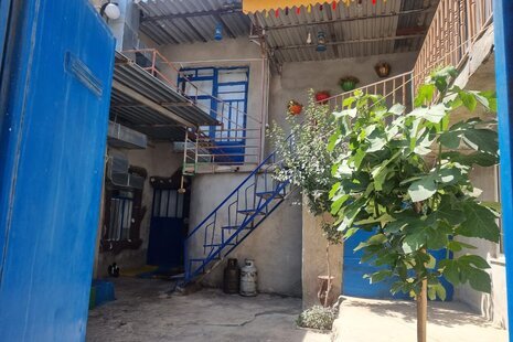 اتاق (1) در اقامتگاه بومگردی درمهاباد