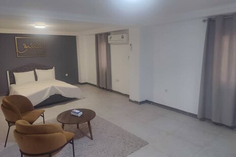 سوئیت مبله 70 متری آرا 5 در قشم