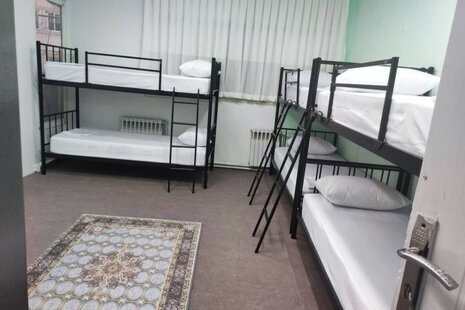 واحد 6 تخته ویژه آقایان در هاستل بهشت آسا میرداماد