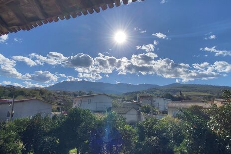 اتاق هخامنشیان در اقامتگاه بومگردی گلوگاه