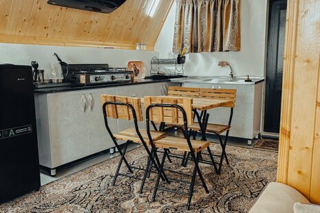 کلبه اسکاتلندی دوخواب ماه سرخ در سرخرود