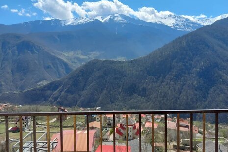 واحد مبله تکخواب در طبقه همکف ویلا در تنکابن