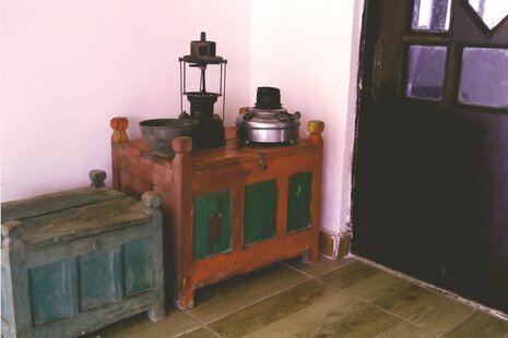 ویلا در روستای میانده صومعه سرا