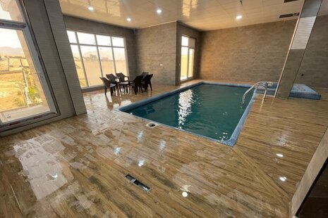 ویلا تریپلکس استخردار در رودهن