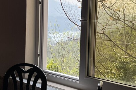 واحد مبله تکخواب طبقه همکف ویلا جنگلی شونیشت در شیرگاه