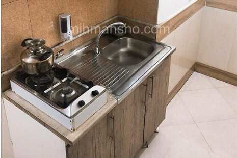 واحددونفره در مسافرخانه در قم