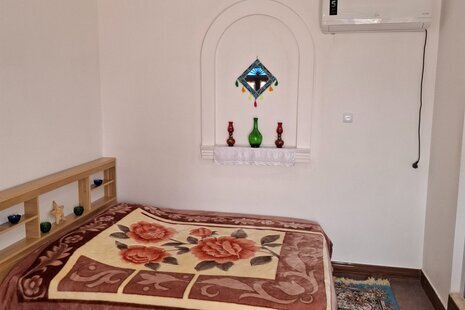 اتاق سه نفره ساحلی (9) در اقامتگاه بومگردی بوشهر
