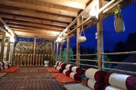 اتاق 3 نفره قرقاول در اقامتگاه بومگردی رشت