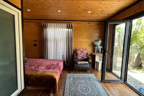 کلبه چوبی تکخواب مبله در خشکبیجار