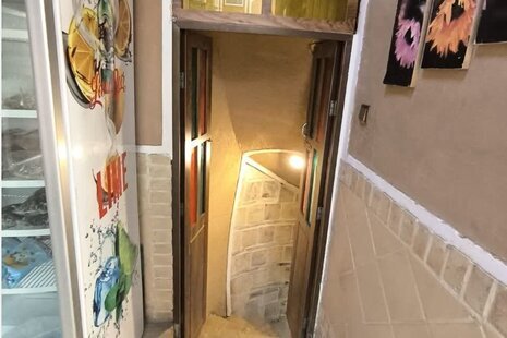 اتاق دو نفره اشتراکی آقایان در اقامتگاه بومگردی یزد