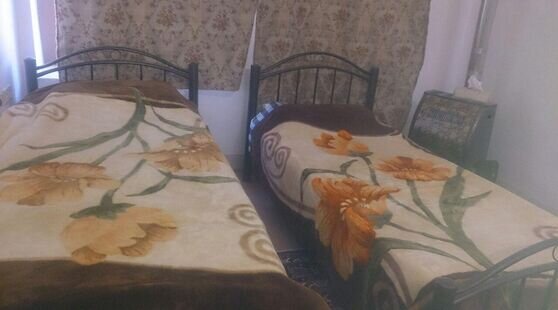 اتاق های تخت دار دراقامتگاه بومگردی در اصفهان