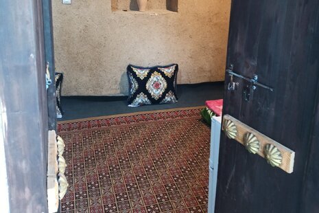 اتاق دونفره در اقامتگاه بومگردی سوزا