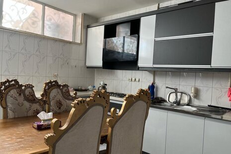 آپارتمان مبله دو خواب مطهری زیرهمکف در یزد