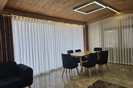 ویلا چهارخواب استخردار بنای جهان با جکوزی در کرج