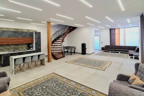 ویلا دوبلکس استخردار رو باز سه خواب مستر اوتانا در کردان