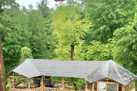 کلبه چوبی تک خواب ونوشه صحرا در شیرگاه