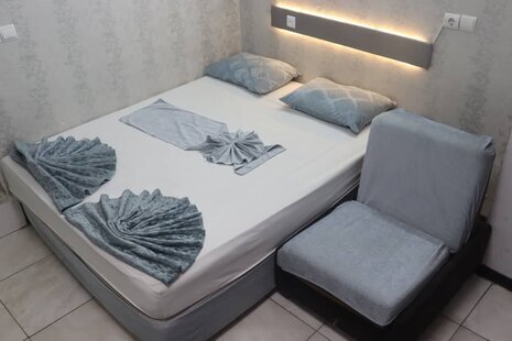 اتاق 4 تخت در هتل مشهد