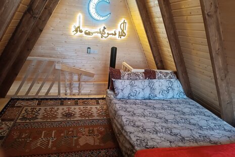 کلبه دوبلکس سوئیسی ماه در سوادکوه