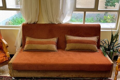 واحد تکخواب آپارتمان 3 طبقه در اصفهان