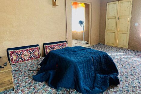 اتاق 1 در اقامتگاه بومگردی الموت