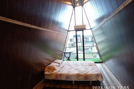 کلبه سوئیسی استخردار سه خواب جنگلی در چمستان