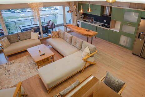 ویلا دوبلکس مبله سه خواب ساحلی تیفانی در کیش