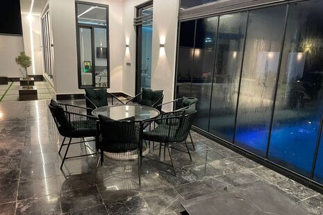 ویلا دوخواب استخردار مبله صدف در چهارباغ