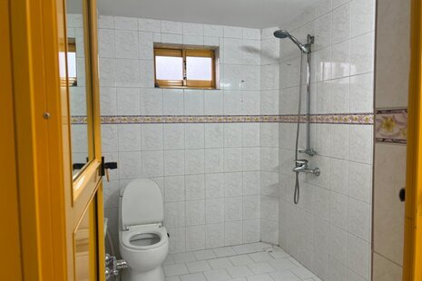 واحد مبله دوخواب در طبقه دوم ویلا در چالوس