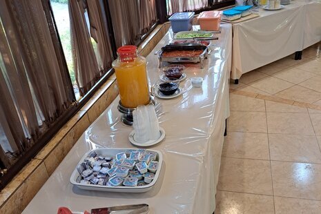 واحد تکخواب 3 نفره در هتل آپارتمان صومعه سرا