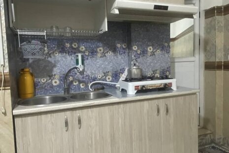 واحد چهار تخت در مسافرخانه مشهد