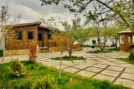 کلبه چوبی جکوزی دار تک خواب وود لند در یاسوج