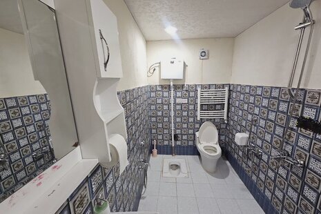 اتاق 4 در طبقه اول اقامتگاه بومگردی نطنز