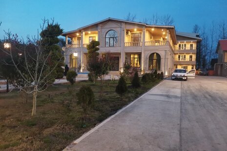 واحد تکخواب 102 در هتل آپارتمان خمام