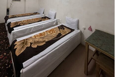 اتاق سه نفره (1) دراقامتگاه بومگردی کاشان