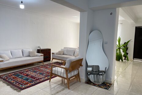 آپارتمان مبله چهار خواب در شیراز