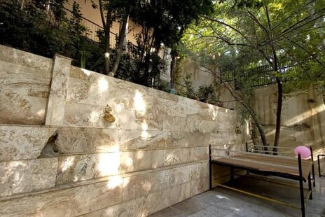 ویلا مبله دو طبقه دوخواب لب آب در باغ بهاردان